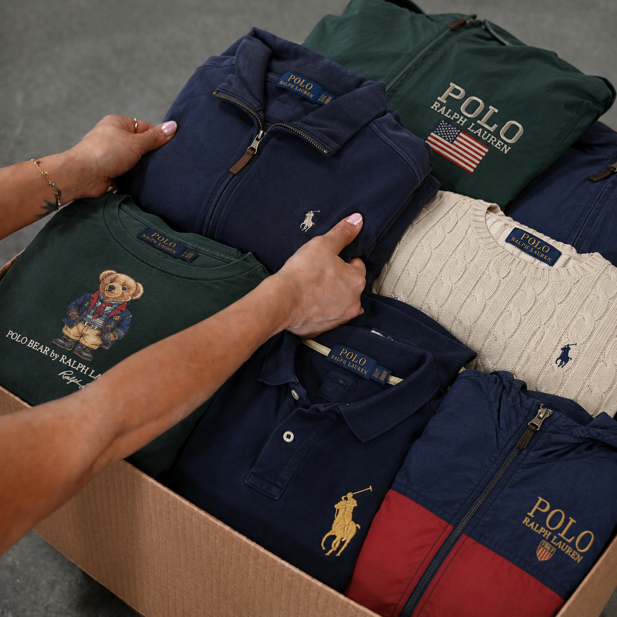 25 Pound Polo Box